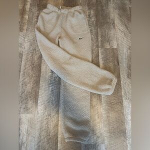 Nike size XS cream sherpa joggers; adding paint swatches for color ID